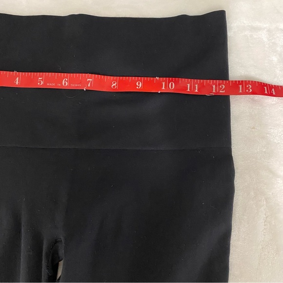 ASSETS by SPANX Women's Seamless Leggings - Black Sz S - Picture 8 of 10